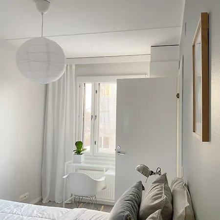 Stylish One-bedroom With Sauna Vantaa